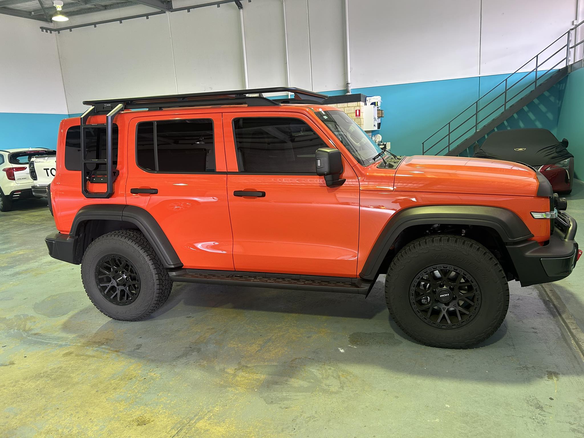 4WD wagon ceramic window tint installation Perth